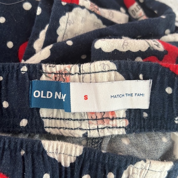 Old Navy top and pants set size small - Picture 3 of 6